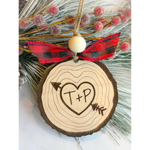 Load image into Gallery viewer, Personalized Wood Slice Ornaments