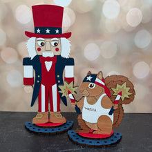 Load image into Gallery viewer, Nutcracker and Squirrel Set