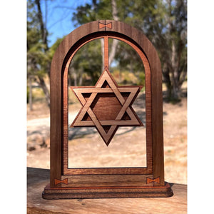 Holiday Arch Decor