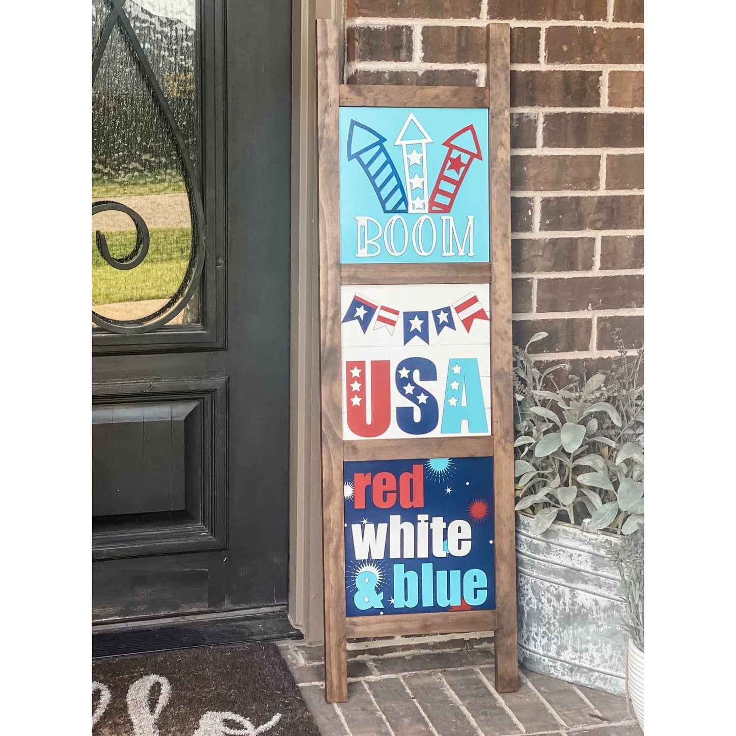 Interchangeable Porch Ladder Sign and Inserts