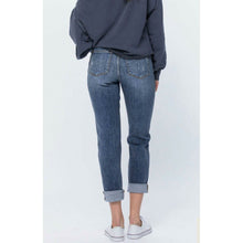 Load image into Gallery viewer, Judy Blue Boyfriend Cuffed Jeans